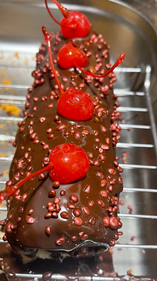 Yule log Tiramisu BLACK FORREST